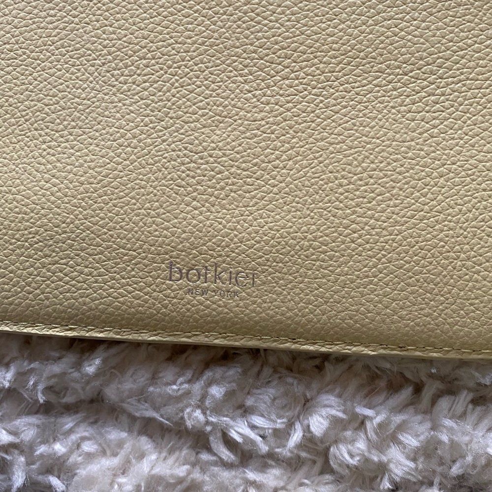 NWT Botkier Crosstown Large Leather Clutch in Gift Box - Picture 7 of 7